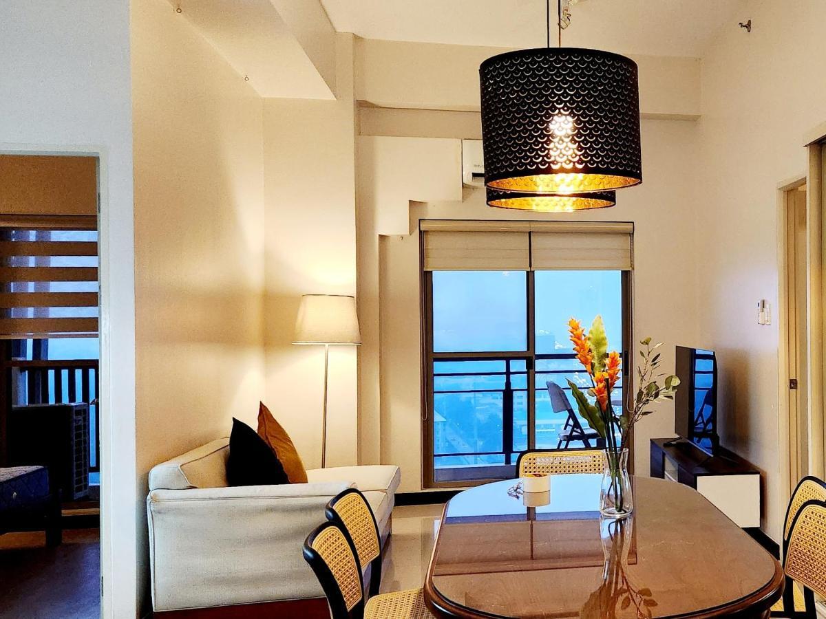Casa Antonio At Fairway Terraces Family Penthouse 2Br Wi-Fi Nr Golf, Airport, Fort Bgc Manila Kültér fotó