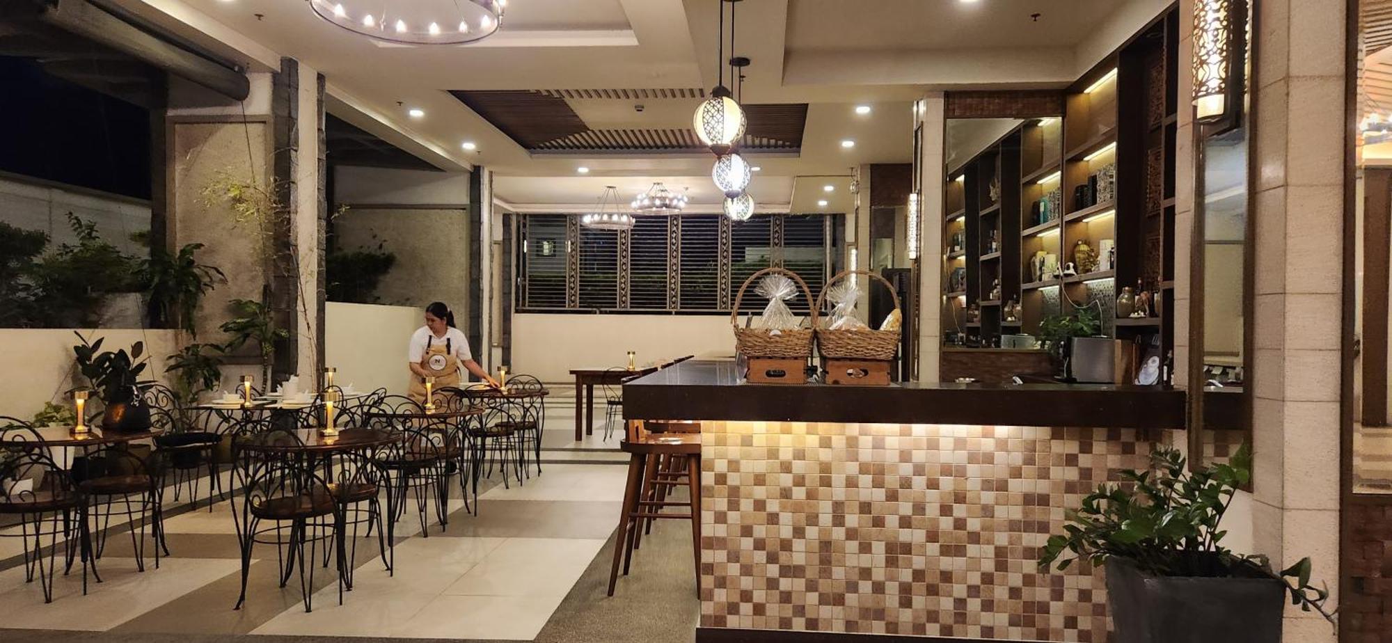 Casa Antonio At Fairway Terraces Family Penthouse 2Br Wi-Fi Nr Golf, Airport, Fort Bgc Manila Kültér fotó