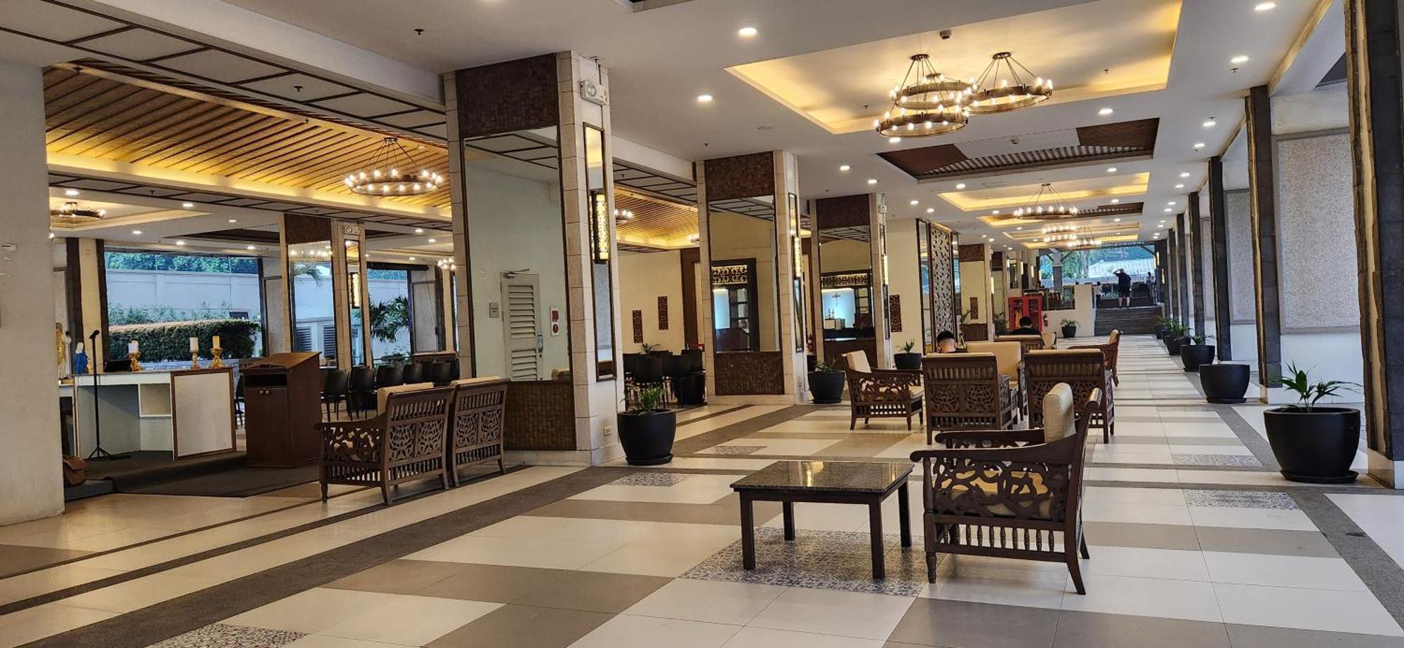 Casa Antonio At Fairway Terraces Family Penthouse 2Br Wi-Fi Nr Golf, Airport, Fort Bgc Manila Kültér fotó
